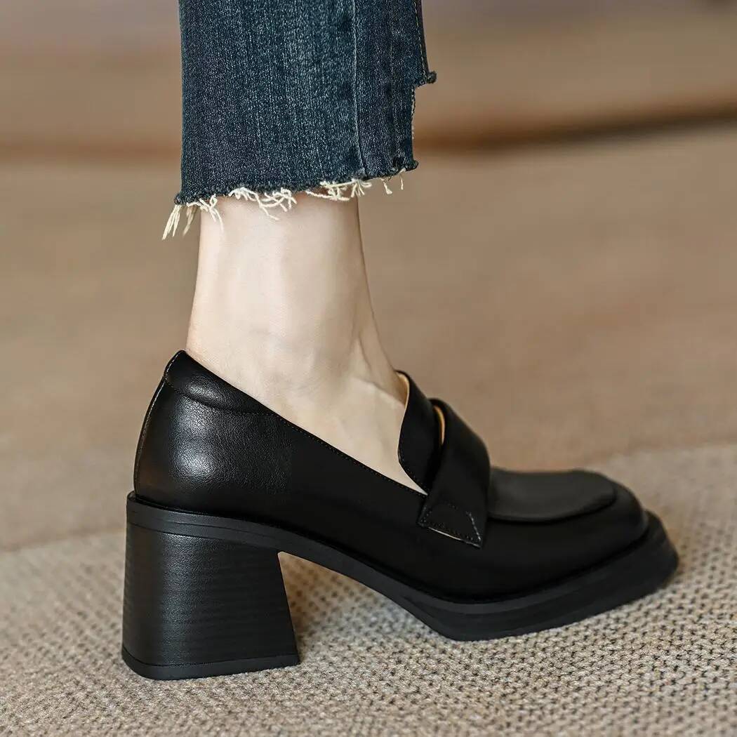 Sepatu Hak Sedang Wanita 2025  - Party Games Switch ulasan dan harga